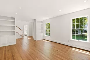 16 Old Field Ln, Mount Sinai, NY 11766 - Photo 9