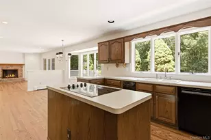 16 Old Field Ln, Mount Sinai, NY 11766 - Photo 17
