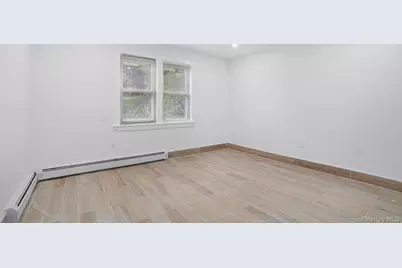 1616 Hammersley Avenue, Bronx, NY 10469 - Photo 15