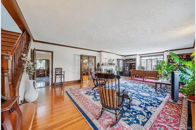 18240 Avon Road, Jamaica, NY 11432 - Photo 3