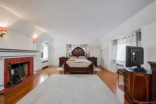 182-40 Avon Rd, Jamaica, NY 11432 - Photo 17