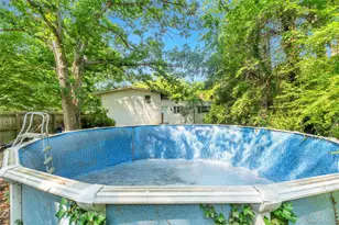 41 Arrowhead Ln, East Setauket, NY 11733 - Photo 9