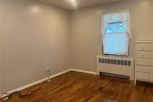 56 Nehring Ave, Babylon, NY 11702 - Photo 5