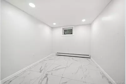 150-29 Yates Road, Jamaica, NY 11433 - Photo 33