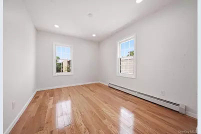 150-29 Yates Road, Jamaica, NY 11433 - Photo 13