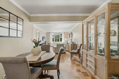 125 Bronx River Road #2F, Yonkers, NY 10704 - Photo 5