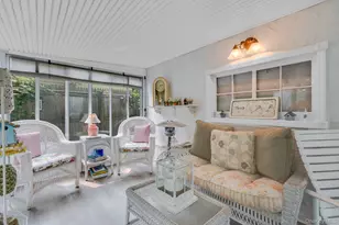 527 Brooklyn Blvd, Brightwaters, NY 11718 - Photo 23