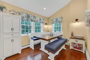 527 Brooklyn Blvd, Brightwaters, NY 11718 - Photo 11