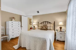 527 Brooklyn Blvd, Brightwaters, NY 11718 - Photo 19