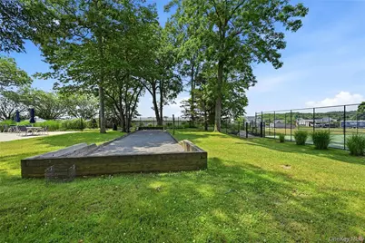 4010 The Fairway, Calverton, NY 11933 - Photo 41