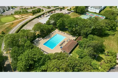 4010 The Fairway, Calverton, NY 11933 - Photo 33