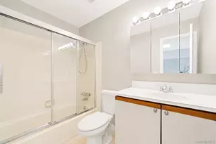 802 Sara Cir, Port Jefferson Station, NY 11776 - Photo 11