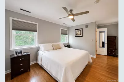 802 Sara Circle, Port Jefferson Station, NY 11776 - Photo 9