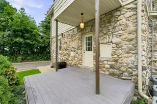 149 Washington St, Poughkeepsie, NY 12601 - Photo 33