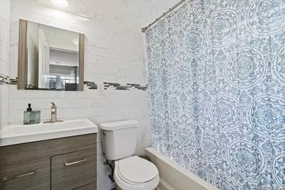 18710 121st Avenue, Saint Albans, NY 11412 - Photo 13