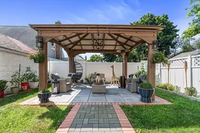 18710 121st Avenue, Saint Albans, NY 11412 - Photo 21