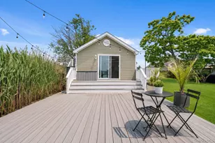 230 W Islip Rd, West Islip, NY 11795 - Photo 47