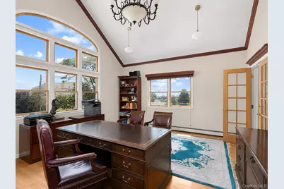 230 W Islip Road, West Islip, NY 11795 - Photo 37