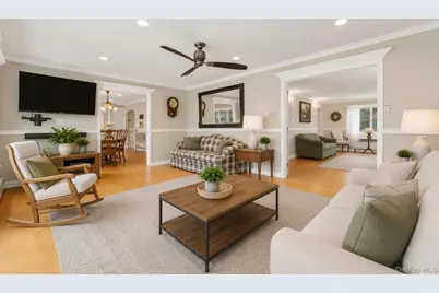 230 W Islip Road, West Islip, NY 11795 - Photo 15