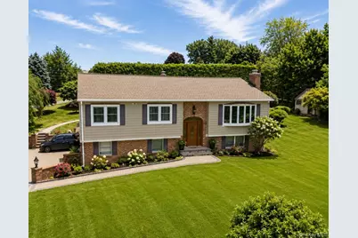 4 Shana Lane, Mahopac, NY 10541 - Photo 1