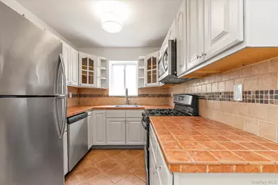 93-29 91st Avenue, Woodhaven, NY 11421 - Photo 3