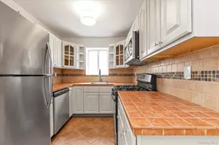 93-29 91st Ave, Woodhaven, NY 11421 - Photo 3