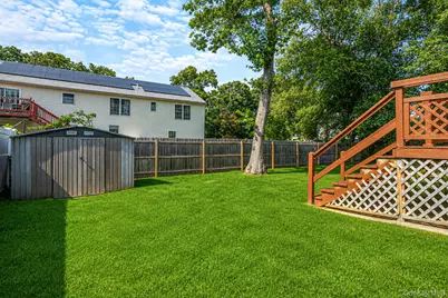 51 Hampton Avenue, Mastic, NY 11950 - Photo 27