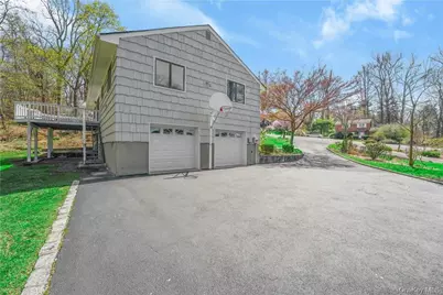 6 Scarborough Circle, Briarcliff Manor, NY 10510 - Photo 3