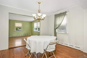 578 Patterson St, East Meadow, NY 11554 - Photo 9