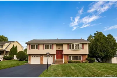32 Van Zandt Drive, Pearl River, NY 10965 - Photo 1
