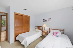 32 Van Zandt Dr, Pearl River, NY 10965 - Photo 19