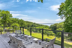 235 Cleft Rd, Mill Neck, NY 11765 - Photo 27