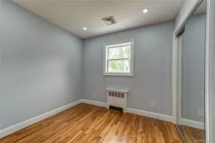 696 Peter Paul Dr, West Islip, NY 11795 - Photo 13