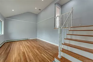 696 Peter Paul Dr, West Islip, NY 11795 - Photo 5