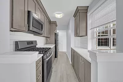 8710 149th Avenue #5F, Howard Beach, NY 11414 - Photo 9