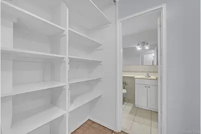 8710 149th Avenue #5F, Howard Beach, NY 11414 - Photo 3