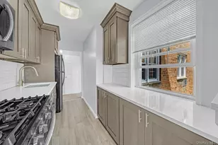 87-10 149th Ave, Howard Beach, NY 11414 - Photo 11