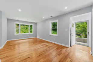 4 Narcissus Dr, Mahopac, NY 10541 - Photo 3