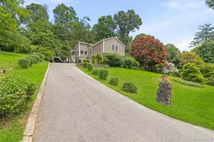 4 Narcissus Dr, Mahopac, NY 10541 - Photo 31
