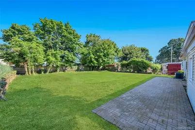 3 Colony Drive, West Sayville, NY 11796 - Photo 3