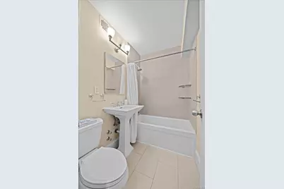 629 Kappock Street #4G, Bronx, NY 10463 - Photo 7