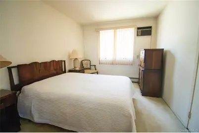 2415 Gale Avenue, Baldwin, NY 11510 - Photo 17