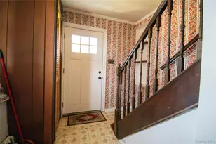 2415 Gale Ave, Baldwin, NY 11510 - Photo 5