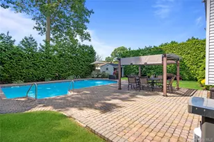 12 Empress Pines Dr, Nesconset, NY 11767 - Photo 37