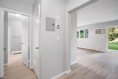 15 Fern Court #D, Fishkill, NY 12524 - Photo 3