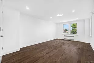 69-45 108th St, Forest Hills, NY 11375 - Photo 13