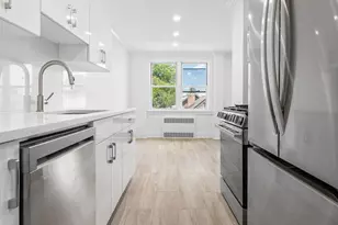 69-45 108th St, Forest Hills, NY 11375 - Photo 11