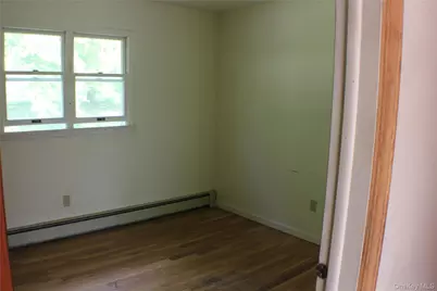357 W Dover Road, Pawling, NY 12564 - Photo 9