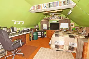 48 Barnyard Ln, Levittown, NY 11756 - Photo 13