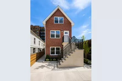 1810 Tomlinson Avenue, Bronx, NY 10461 - Photo 1